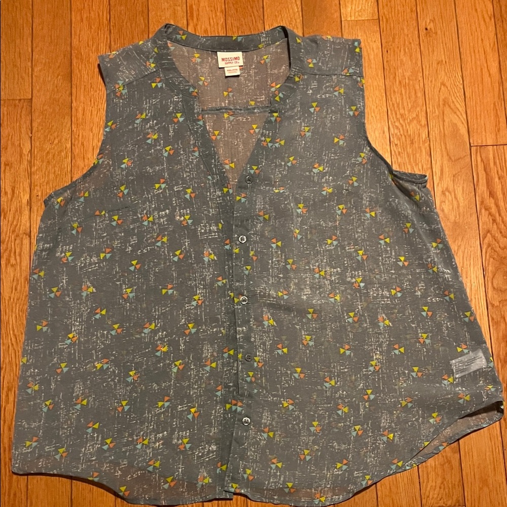 Mossimo Sheer Button-Up Sleeveless Blouse with Geometric print